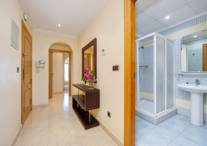 Reventa · Apartment · Torrevieja