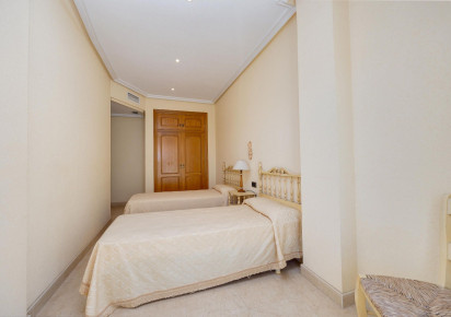 Reventa · Apartment · Torrevieja