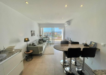 Reventa · Apartment · Torrevieja