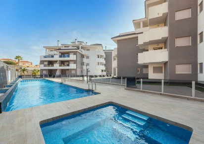 Reventa · Apartment · Villamartin