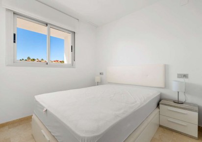 Reventa · Apartment · Villamartin