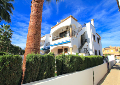 Reventa · Apartment · Villamartin