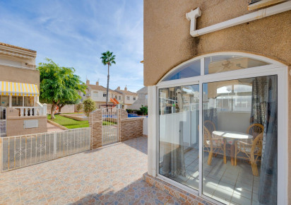 Reventa · Bungalows Planta Baja · Torrevieja · AGUAS NUEVAS