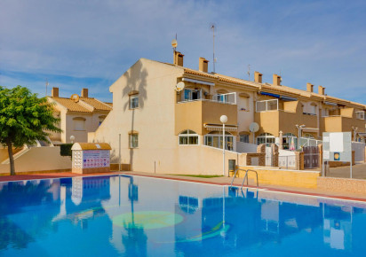 Reventa · Bungalows Planta Baja · Torrevieja · AGUAS NUEVAS