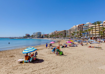 Reventa · Bungalows Planta Baja · Torrevieja · AGUAS NUEVAS