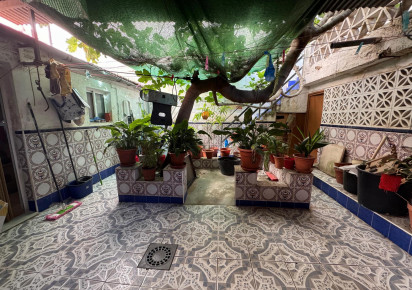 Reventa · Casa · Benejuzar