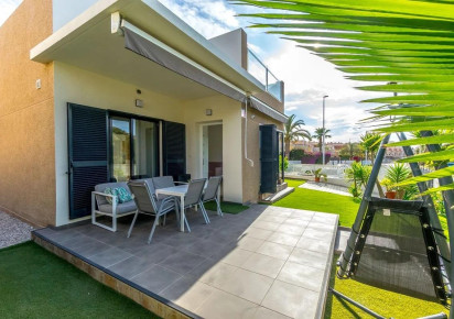Reventa · Chalet · Orihuela Costa · La Zenia
