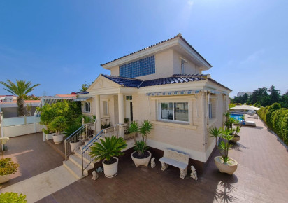 Reventa · Chalet · Torrevieja · La mata