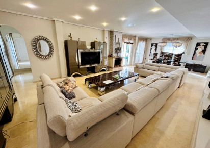 Reventa · Chalet · Torrevieja · La mata