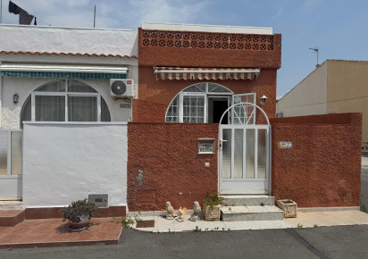 Reventa · Chalet · Torrevieja · URB SAN LUIS