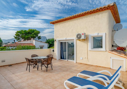 Reventa · detached house · Costeres