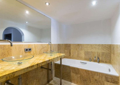 Reventa · detached house · La Fustera