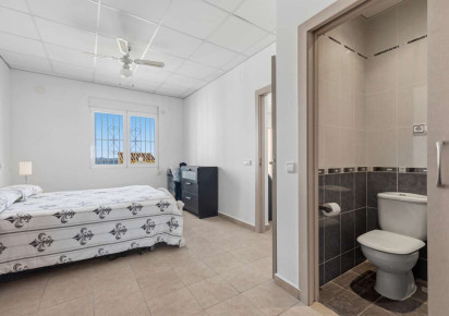 Reventa · detached house · Oltamar