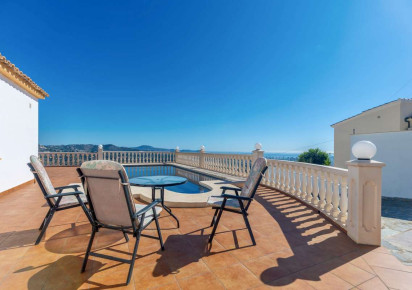 Reventa · detached house · Oltamar