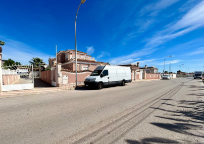 Reventa · Detached House / Villa · El Chaparral