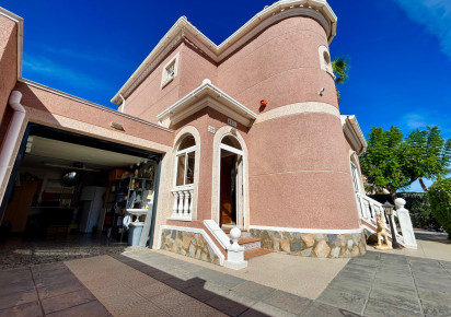 Reventa · Detached House / Villa · El Chaparral