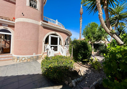 Reventa · Detached House / Villa · El Chaparral