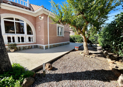 Reventa · Detached House / Villa · El Chaparral