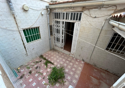 Reventa · House · Torrevieja Centro