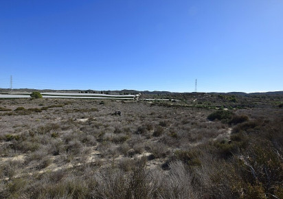 Reventa · Land · San Miguel de Salinas