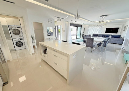 Reventa · Luxury villa · San Miguel de Salinas · Mirador de San Miguel