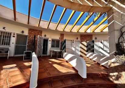 Reventa · Semidetached villa · Mil Palmeras