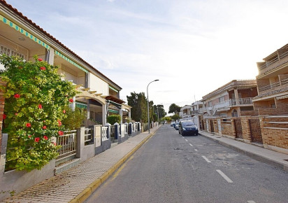 Reventa · Semidetached villa · Torre de la Horadada