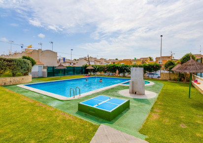 Reventa · terraced house · Torrevieja · Los balcones