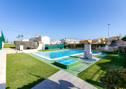 Reventa · terraced house · Torrevieja · Los balcones