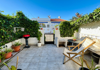 Reventa · Townhouse · Torrevieja · Urbanización San Luis