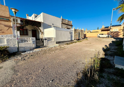 Reventa · Townhouse · Torrevieja · Urbanización San Luis