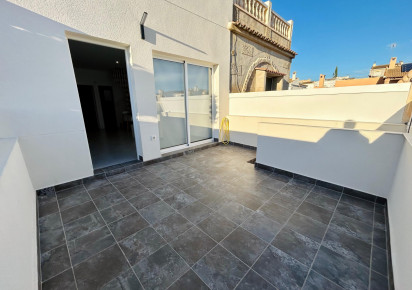 Reventa · Townhouse · Torrevieja · Urbanización San Luis