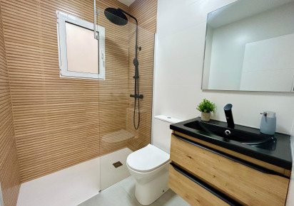 Reventa · Townhouse · Torrevieja · Urbanización San Luis