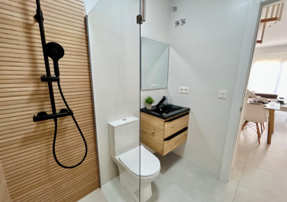 Reventa · Townhouse · Torrevieja · Urbanización San Luis