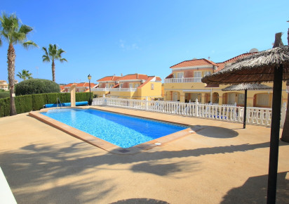 Reventa · Townhouse · Villamartin - Las Filipinas