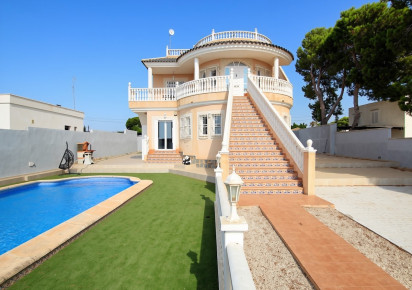 Reventa · Villa · Campoamor