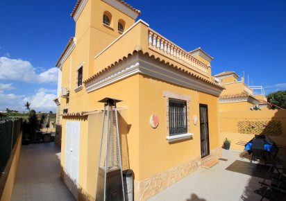 Reventa · Villa · Guardamar - El Raso