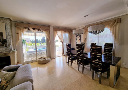 Reventa · Villa · La Mata