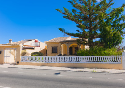 Reventa · Villa · La Siesta - El Salado - Torreta · La Siesta