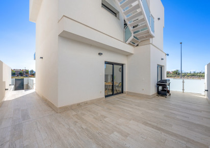 Reventa · Villa · Los Alcazares · Serena Golf