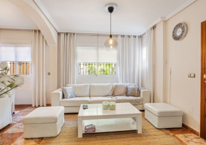 Reventa · Villa · Orihuela Costa · La Regia