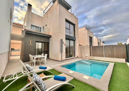 Reventa · Villa · Orihuela Costa · Pau 26