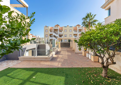 Reventa · Villa · Orihuela Costa