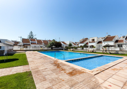 Reventa · Villa · Torrevieja · Calas blanca