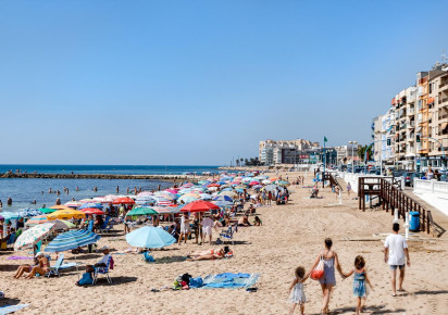 Reventa · Villa · Torrevieja · Calas blanca
