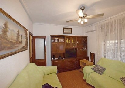 Reventa · Villa · Torrevieja · Calas - norte ciudad