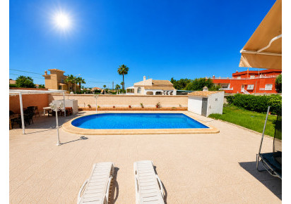 Reventa · Villa · Torrevieja · LA SIESTA