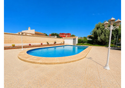 Reventa · Villa · Torrevieja · LA SIESTA