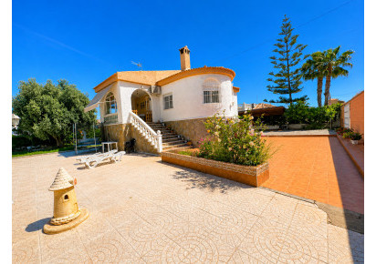 Reventa · Villa · Torrevieja · LA SIESTA