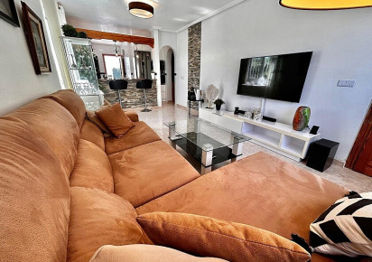 Reventa · Villa · Torrevieja · Los Altos